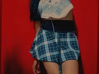 adri_girl3 live webcam thumbnail