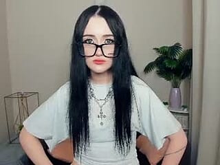 adriamascioli live webcam thumbnail