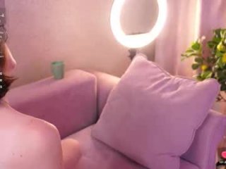 adrianamccarns live webcam thumbnail