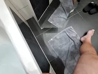 adrianopolano45 live webcam thumbnail