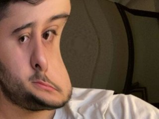 adrisumi live webcam thumbnail