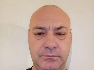 adryanyou46 live webcam thumbnail