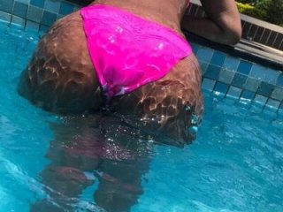 Africanbootie live webcam thumbnail