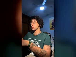 afrends live webcam thumbnail