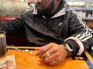 africandickxxl live webcam thumbnail