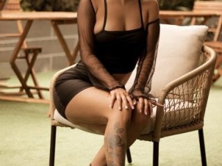 Agatha_brown1 live webcam thumbnail