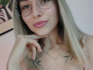 AgnesAlexis live webcam thumbnail