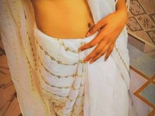 Aidakhan1212 live webcam thumbnail