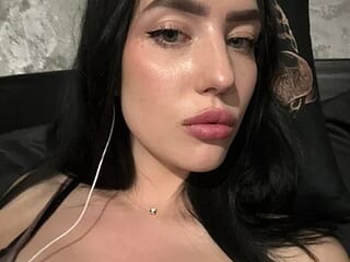 Ailish_Loveee live webcam thumbnail