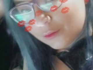 aika-dreams live webcam thumbnail