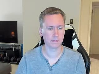 aim_to_misbehave live webcam thumbnail