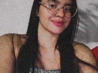 aisha-sajady live webcam thumbnail