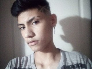 aispuro8505 live webcam thumbnail