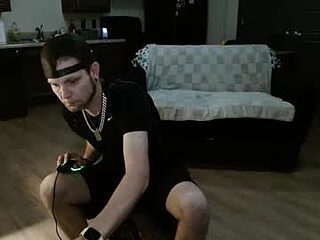 ajfritz2104 live webcam thumbnail