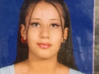 aji_golds live webcam thumbnail