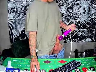 akamalcolm live webcam thumbnail