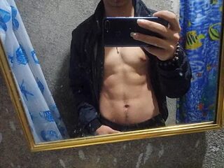 ALPHA_LATINO live webcam thumbnail