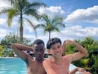 Aland_Criss live webcam thumbnail