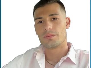 AlecsaDavid live webcam thumbnail