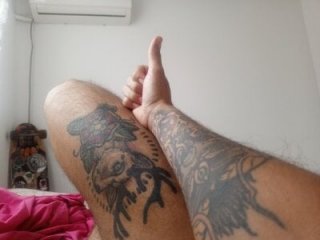 Alejandro92_cali live webcam thumbnail