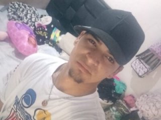 Alejandro_LP live webcam thumbnail
