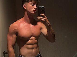 Alepleasure05 live webcam thumbnail