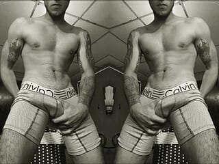AlessandroAGT live webcam thumbnail