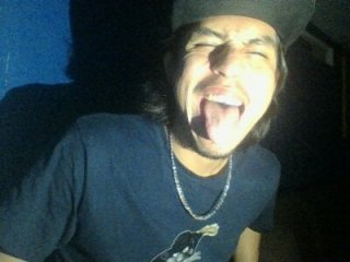 AlexAlejandro13 live webcam thumbnail