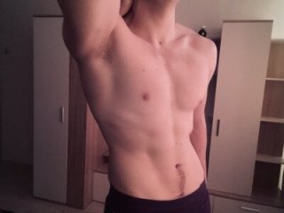 Alex_Madrid live webcam thumbnail