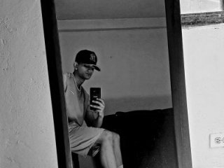 Alex_king27 live webcam thumbnail