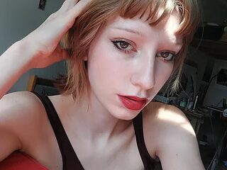 AlexaWetDream live webcam thumbnail