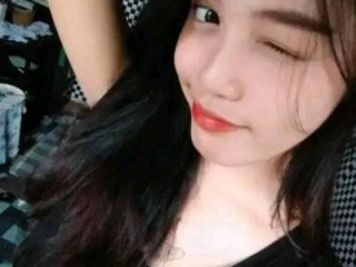 Alexa_Charm456 live webcam thumbnail