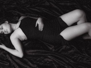 Alexa_Lexi_ live webcam thumbnail