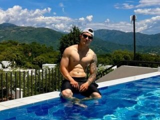 Alexander_ferre live webcam thumbnail