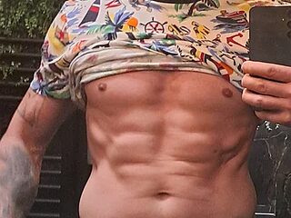 Alexandru151989 live webcam thumbnail