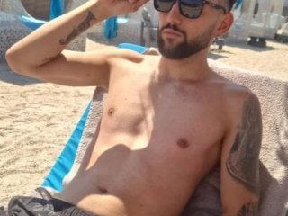 Alexgrc13 live webcam thumbnail