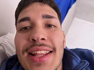 Alexisgnz66 live webcam thumbnail