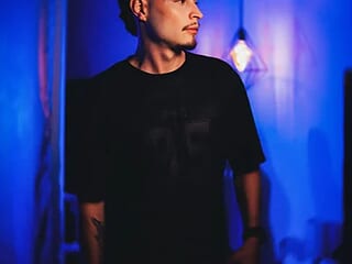Alexlux1 live webcam thumbnail