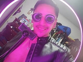 Alexx_levi live webcam thumbnail
