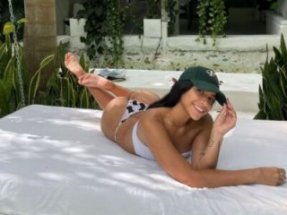 Alexxa_Carter live webcam thumbnail