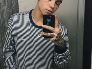 Alfrendino44 live webcam thumbnail