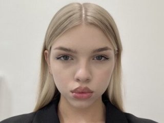 Alice1_secret live webcam thumbnail