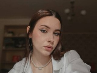 Alice_Froms live webcam thumbnail