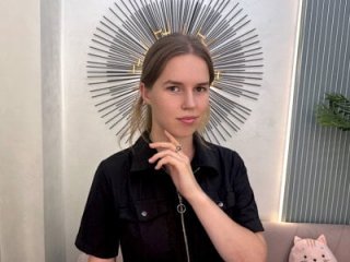 Alida_Brice live webcam thumbnail