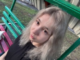 Alika_Kiss live webcam thumbnail