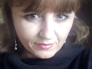 Alisaprice077 live webcam thumbnail