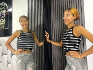 Alisha_Ebonyy live webcam thumbnail