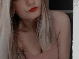 AlissaClark live webcam thumbnail