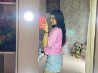 Alisse_taylor2 live webcam thumbnail