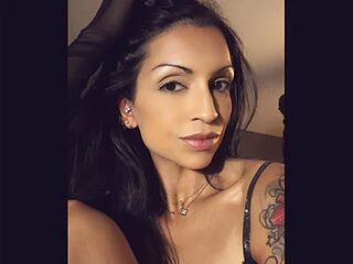 AllOiledUp live webcam thumbnail